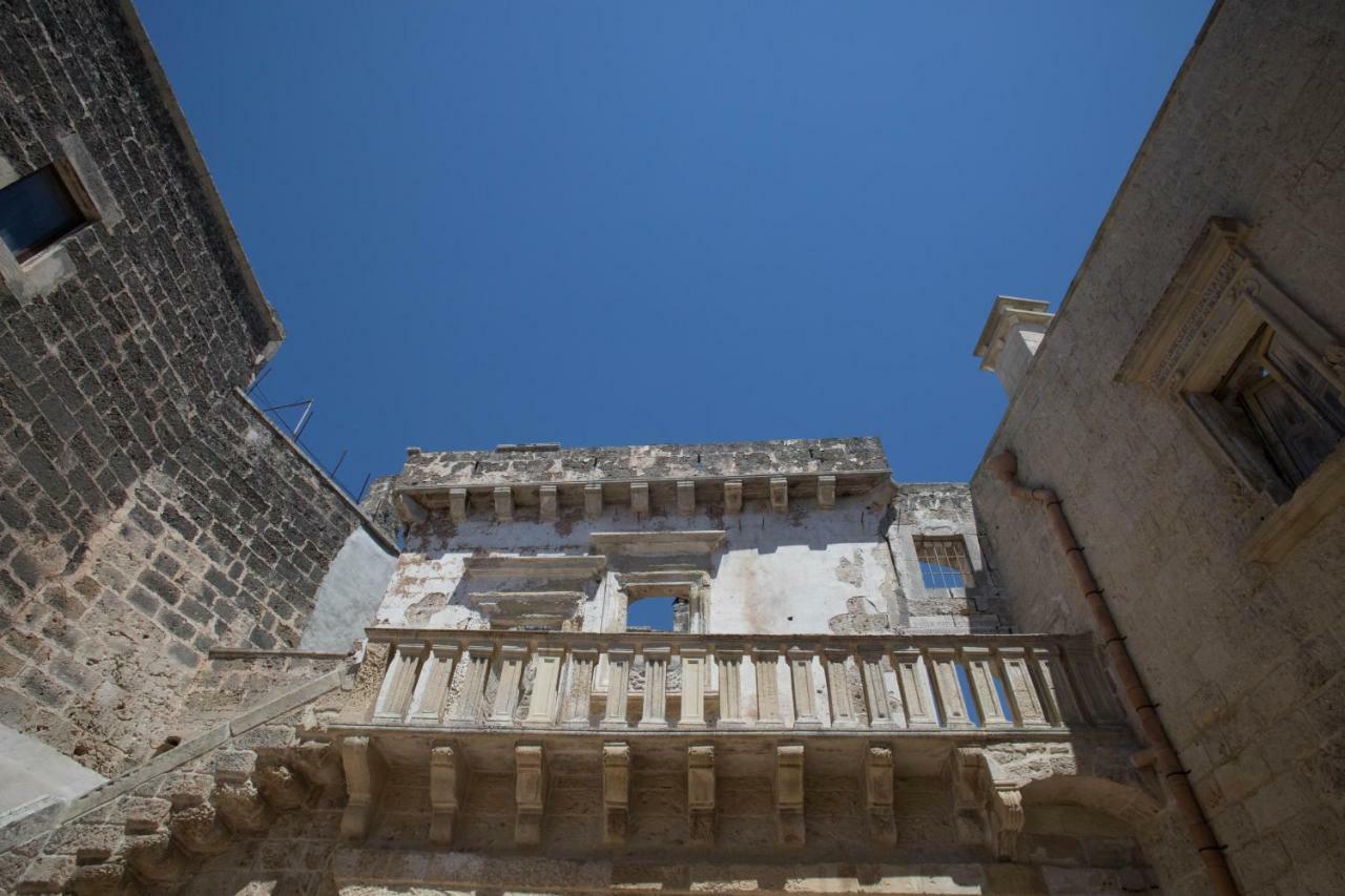 Historia- Dimore Corte Chiesa Corigliano dʼOtranto المظهر الخارجي الصورة